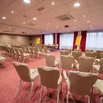 Hotel Golden Tulip - Den Haag 4*