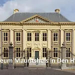 Golden Tulip - Den Haag Hotel 4*