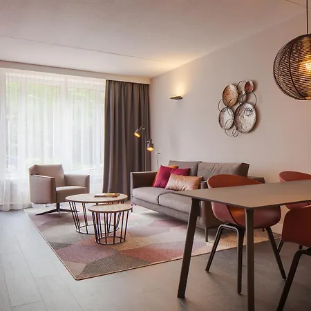 ゴールデン チューリップ ズーテルメール デンハーグ