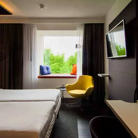 Golden Tulip - Den Haag Hotel 4*