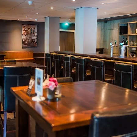 ゴールデン チューリップ ズーテルメール デンハーグ