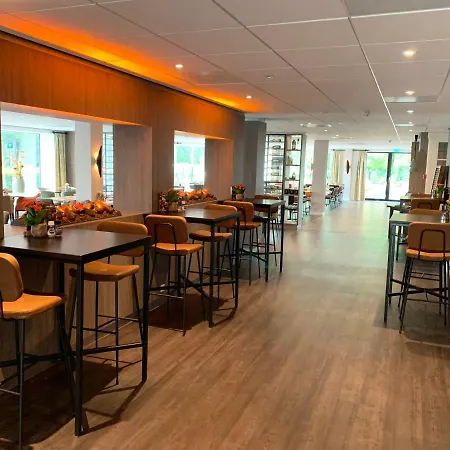 ゴールデン チューリップ ズーテルメール デンハーグ 4*