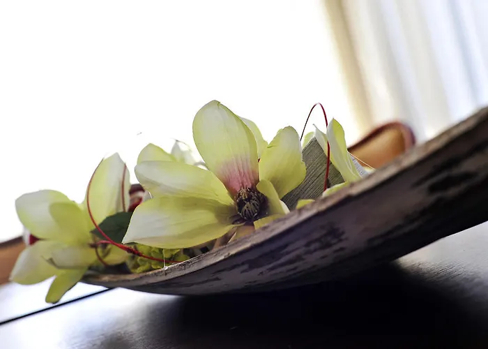 Golden Tulip - Den Haag Otel