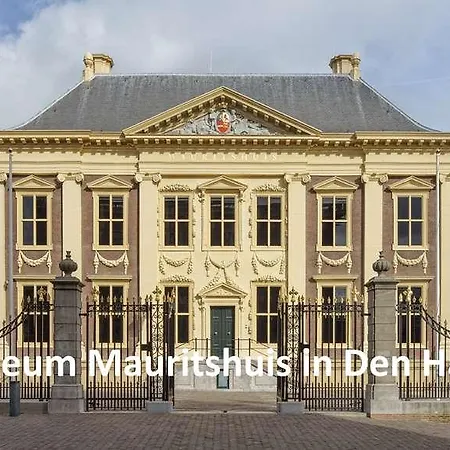 Golden Tulip - Den Haag Hotel 4*
