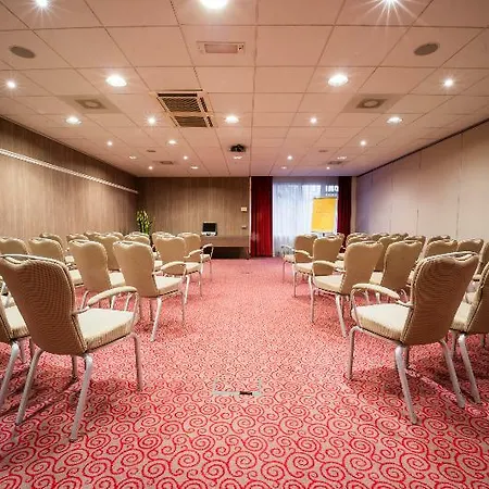 Golden Tulip - Den Haag 4*