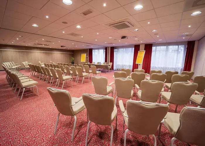 Отель Golden Tulip - Den Haag 4*