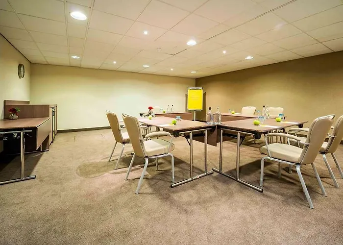 Golden Tulip - Den Haag Зутермер