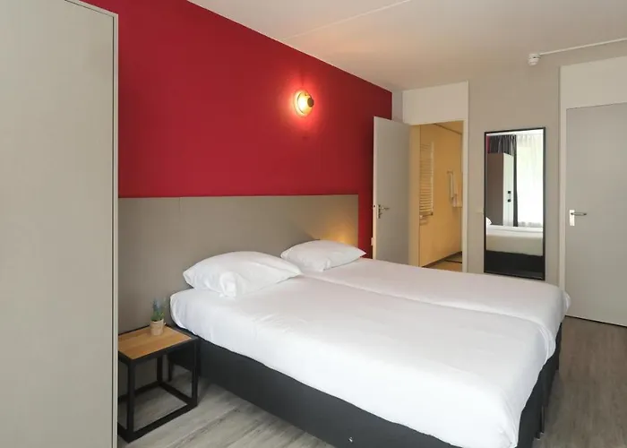 Golden Tulip - Den Haag Зутермер