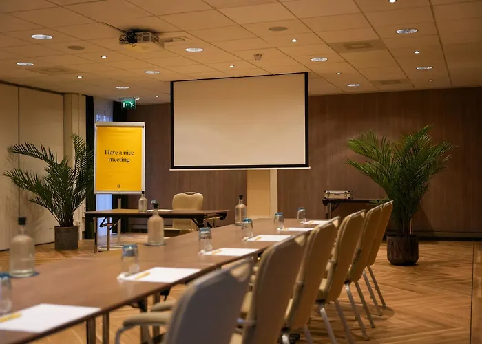 Golden Tulip - Den Haag Зутермер